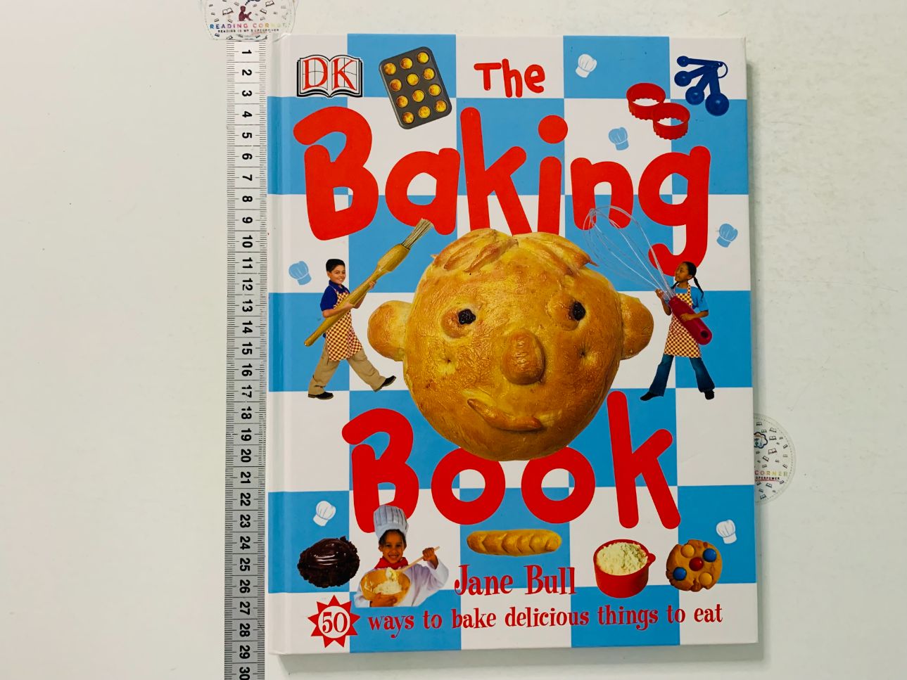 The Baking Book | ReadingCorner.ro